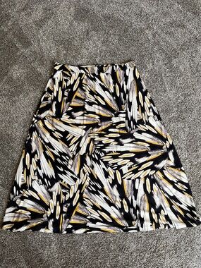 Kasper Black White and Gold Abstract Maxi Skirt